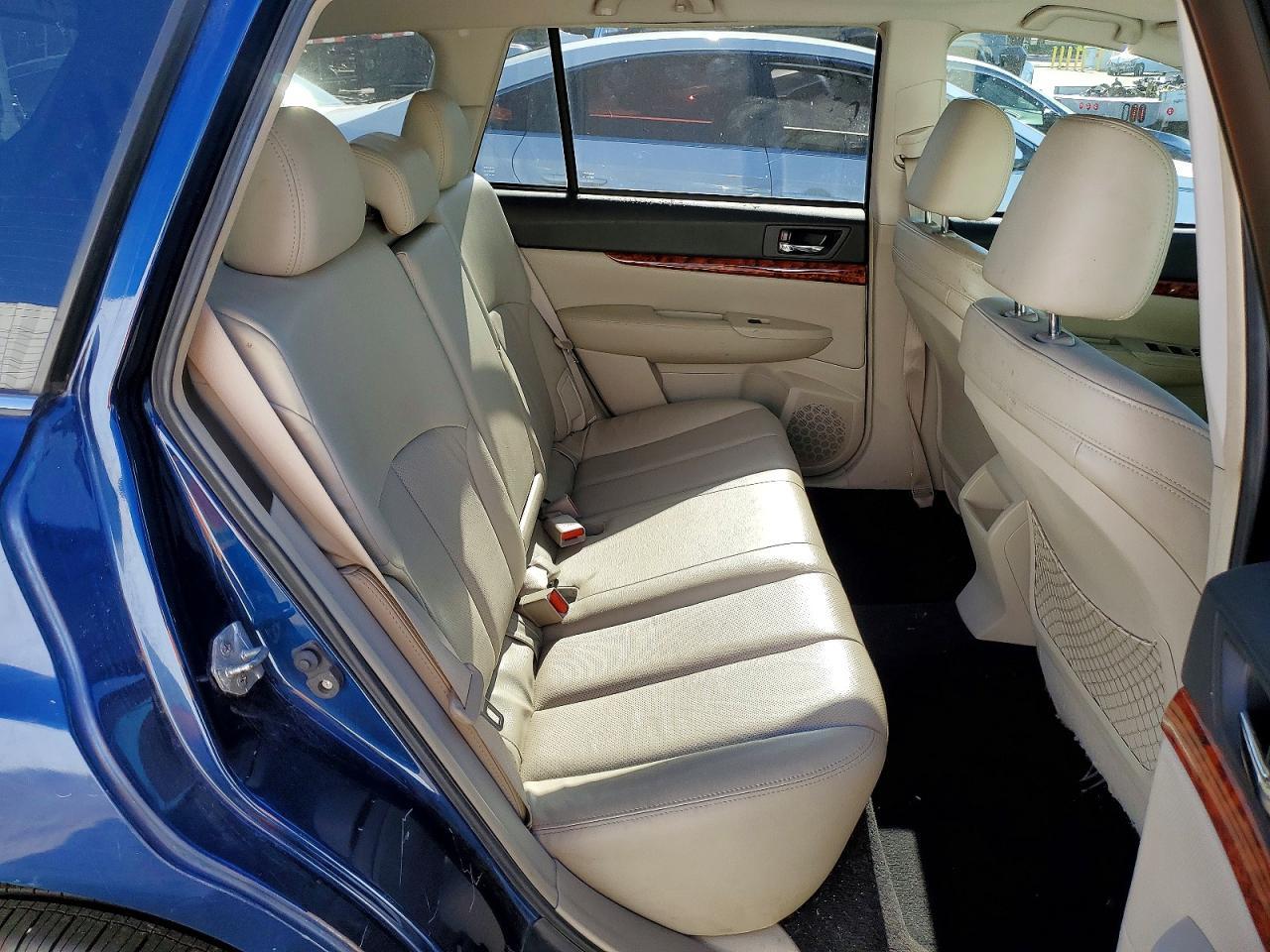 2011 Subaru Outback 2.5i Limited