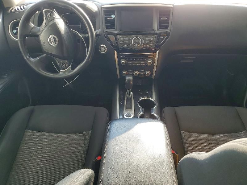 2019 Nissan Pathfinder s