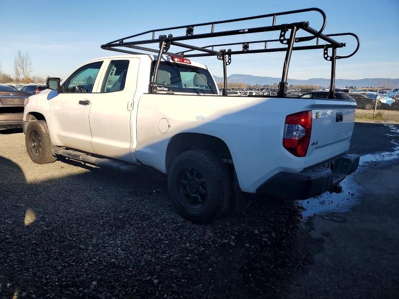 2015 Toyota Tundra Double cab sr
