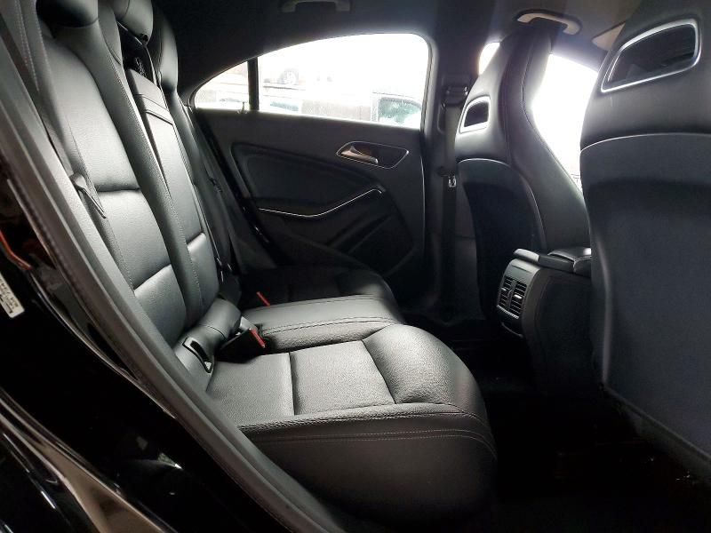 2018 Mercedes-Benz Cla 250