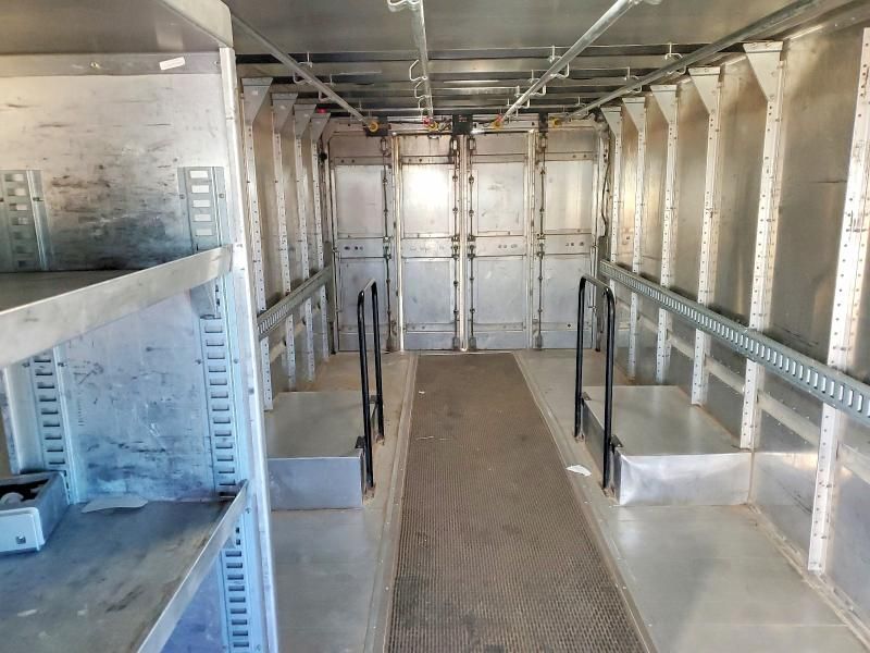 2013 Ford Commercial Chassis Delivery Truck