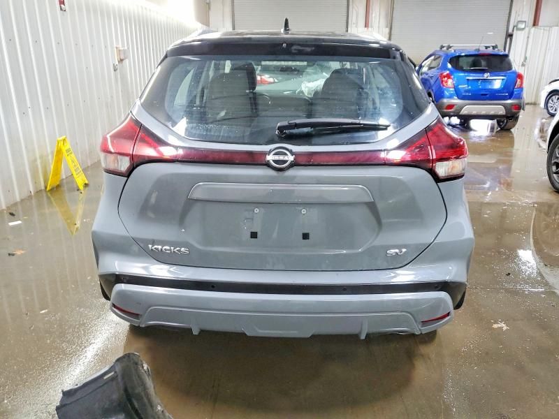 2023 Nissan Kicks sv