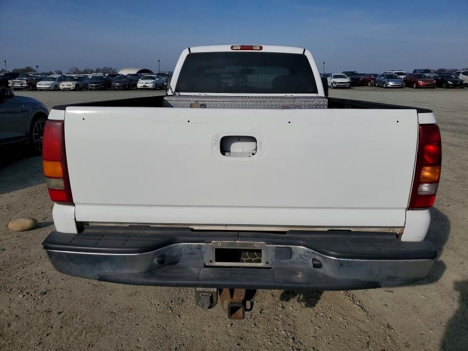 2003 GMC Sierra K2500 Heavy Duty