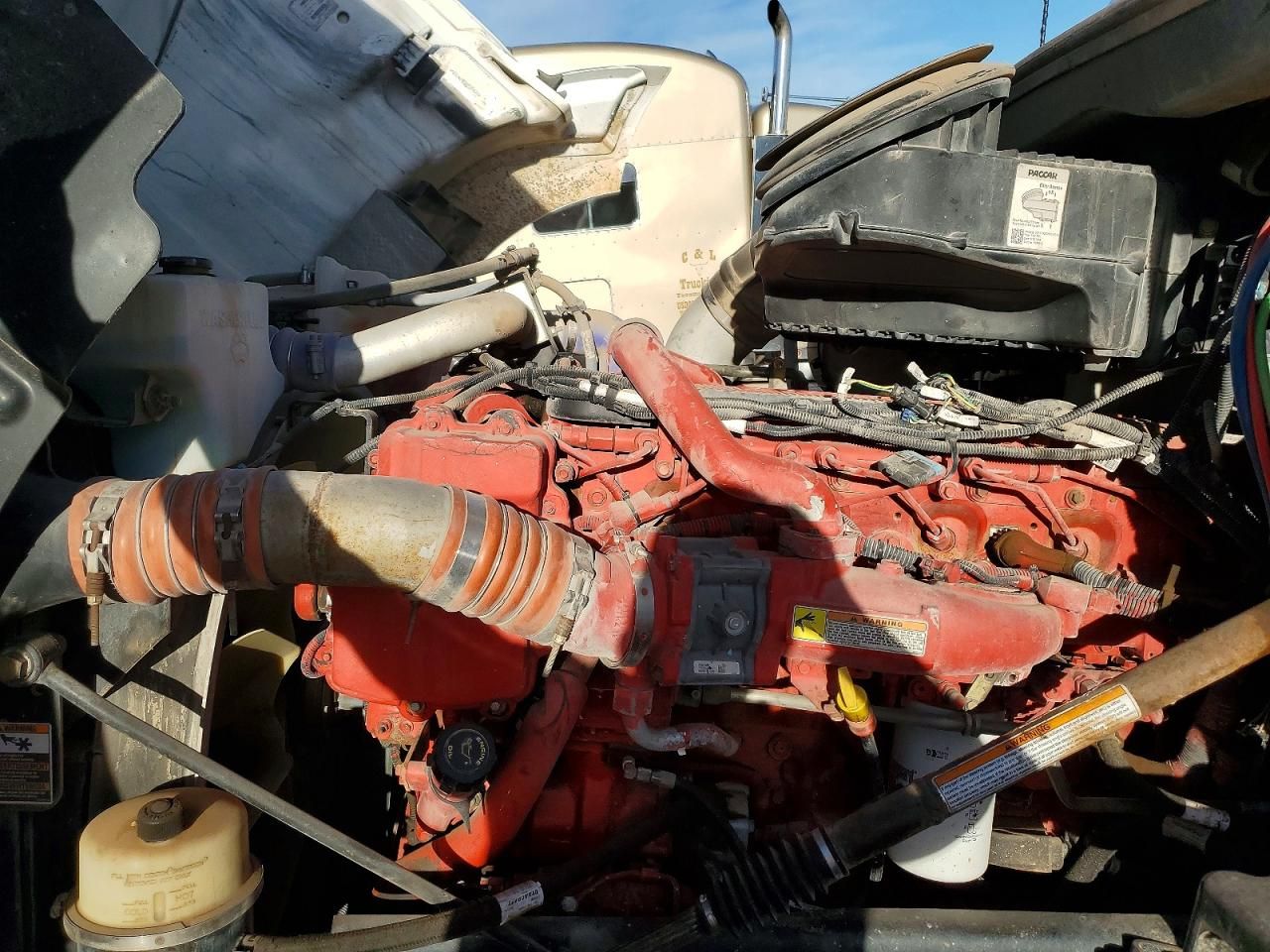 2014 Kenworth T680 Semi Truck