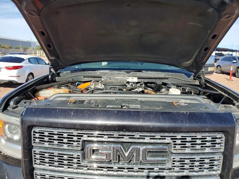 2015 GMC Sierra K2500 Denali