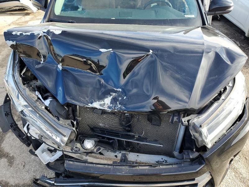 2018 Toyota Highlander Limited