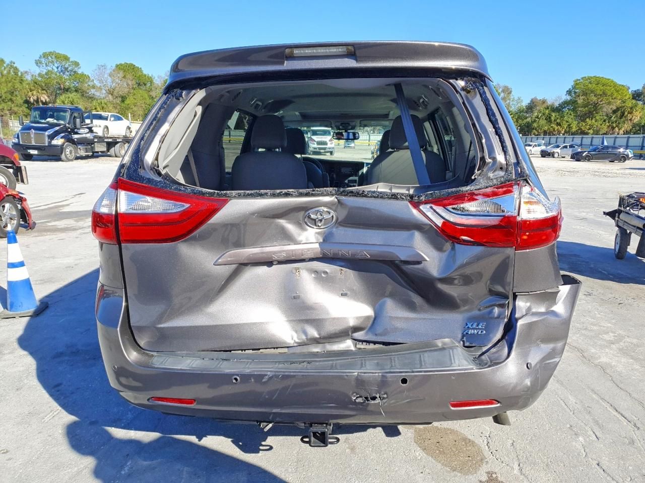 2017 Toyota Sienna xle