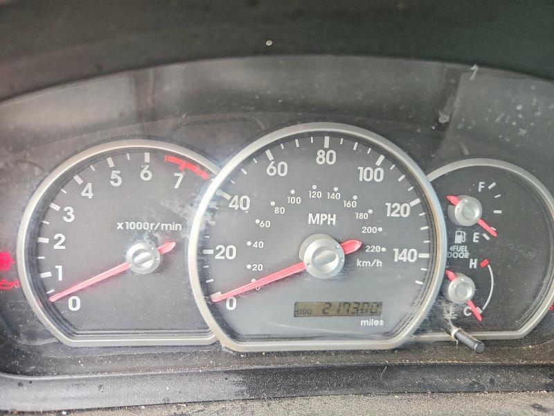 2004 Mitsubishi Galant es Medium