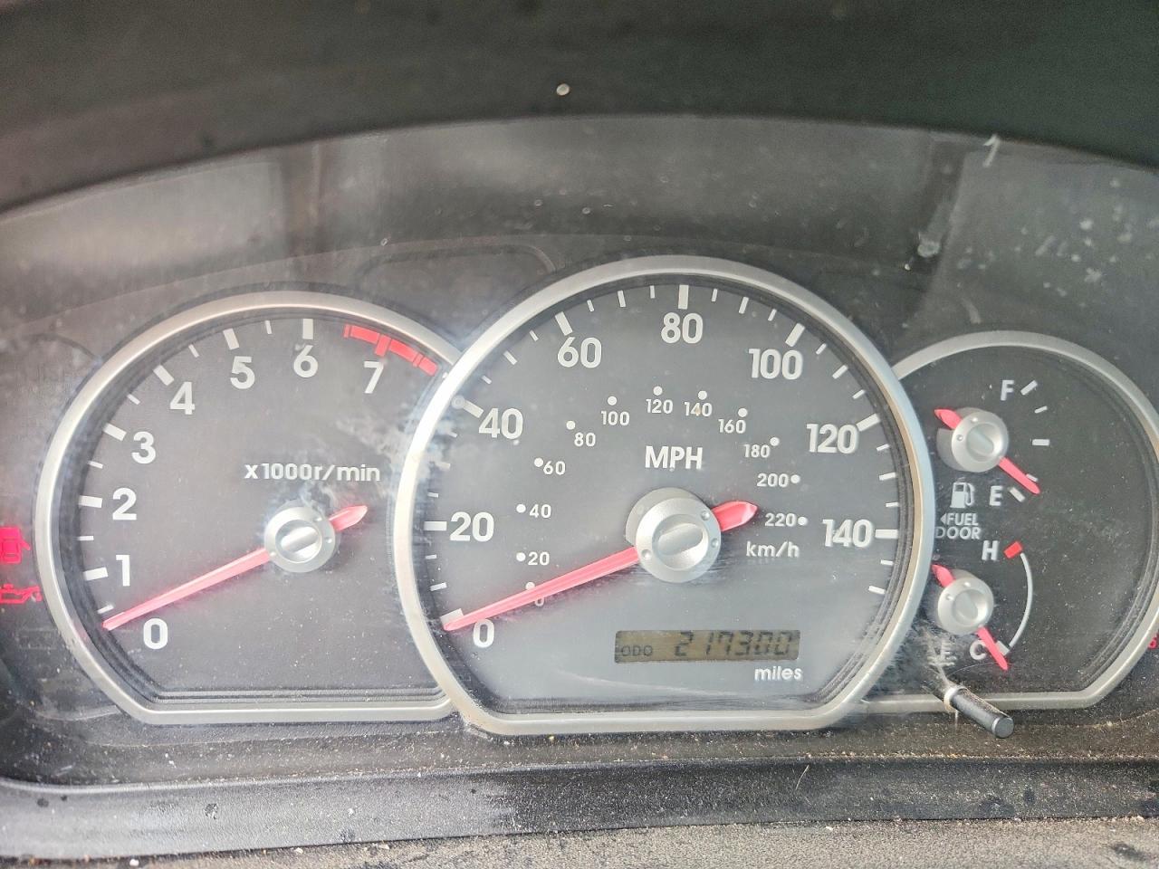 2004 Mitsubishi Galant es Medium