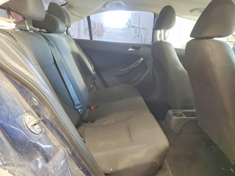 2011 Volkswagen Jetta Base