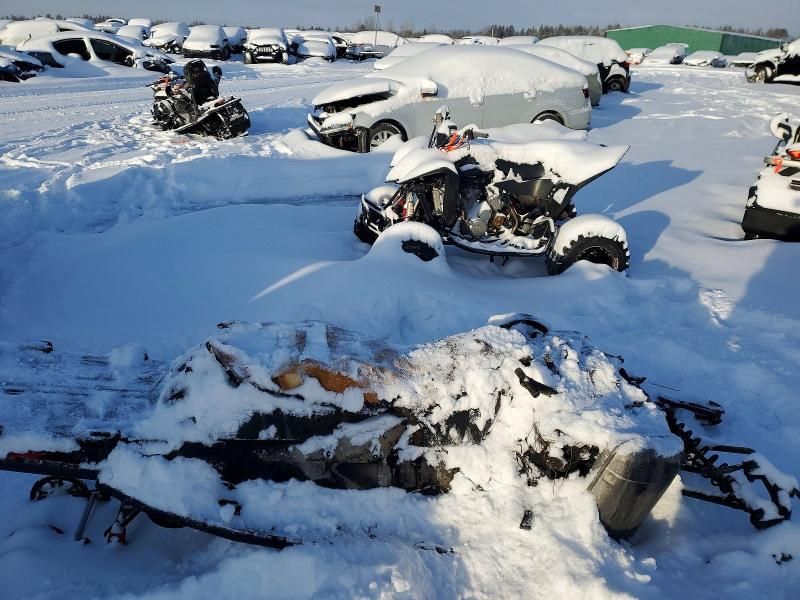 2023 Skidoo XRS Renega