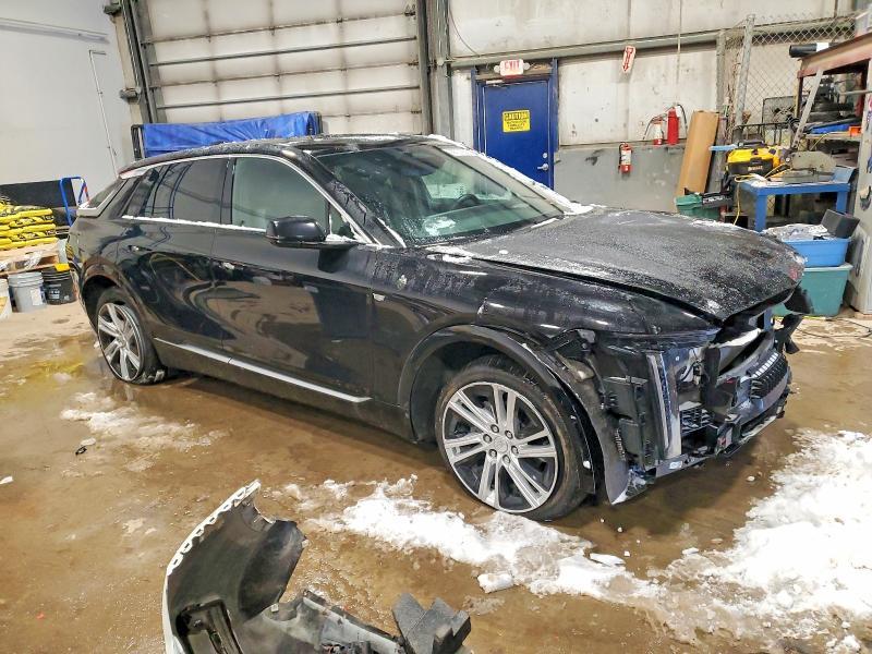 2024 Cadillac Lyriq Tech