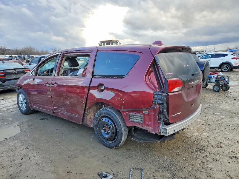 2019 Chrysler Pacifica Touring l