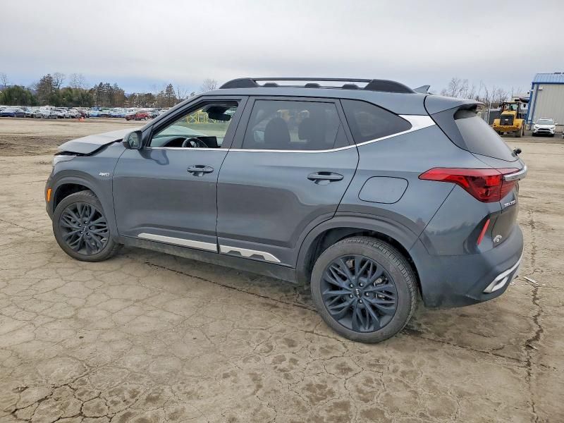2022 KIA Seltos Nightfall