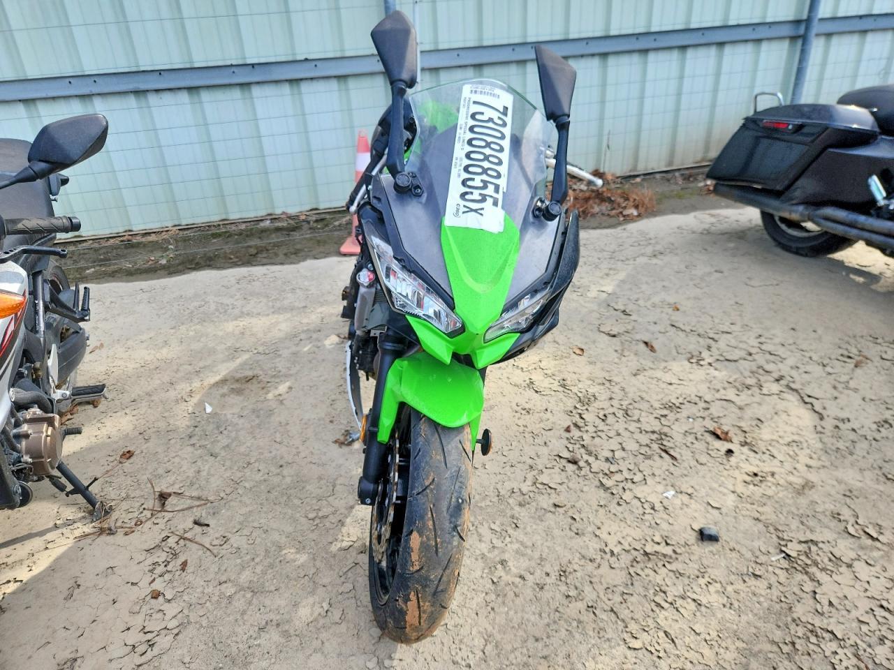 2022 Kawasaki EX650 N