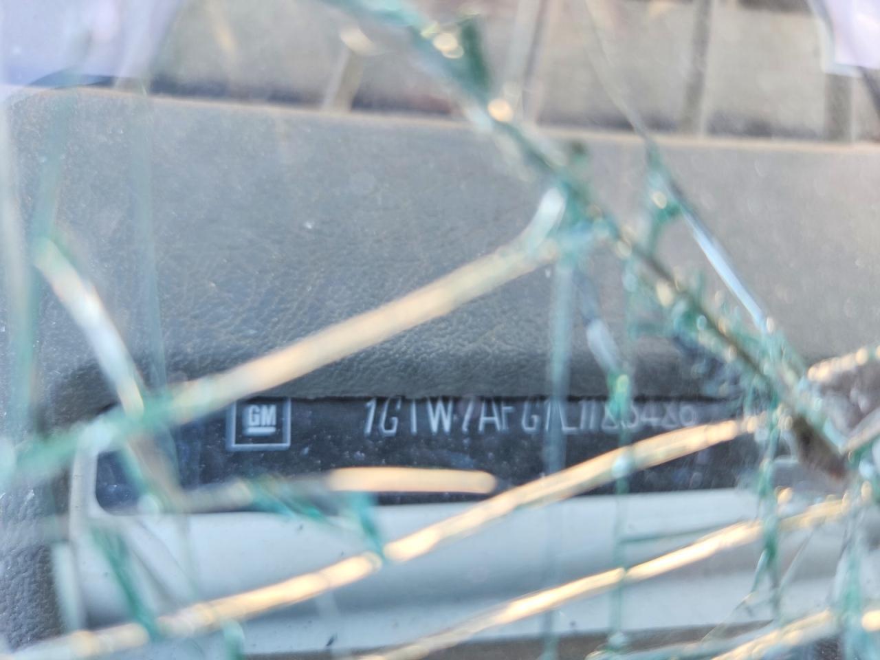 2020 GMC Savana G2500 Delivery van