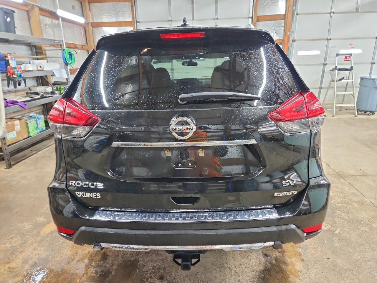 2018 Nissan Rogue Hybrid sv