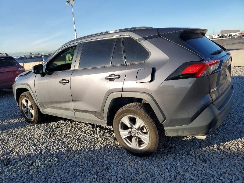 2022 Toyota Rav4 xle