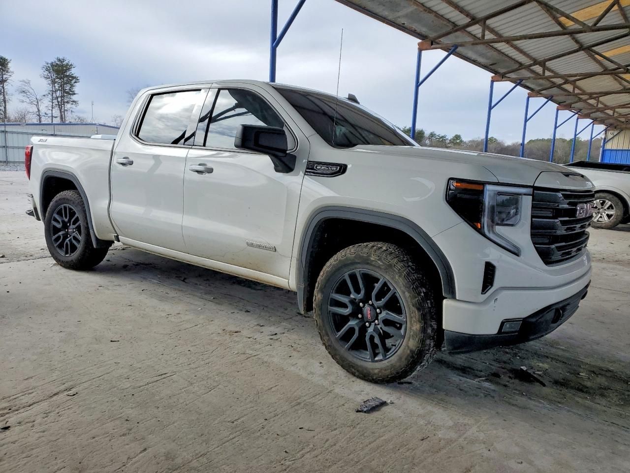 2024 GMC Sierra K1500 Elevation