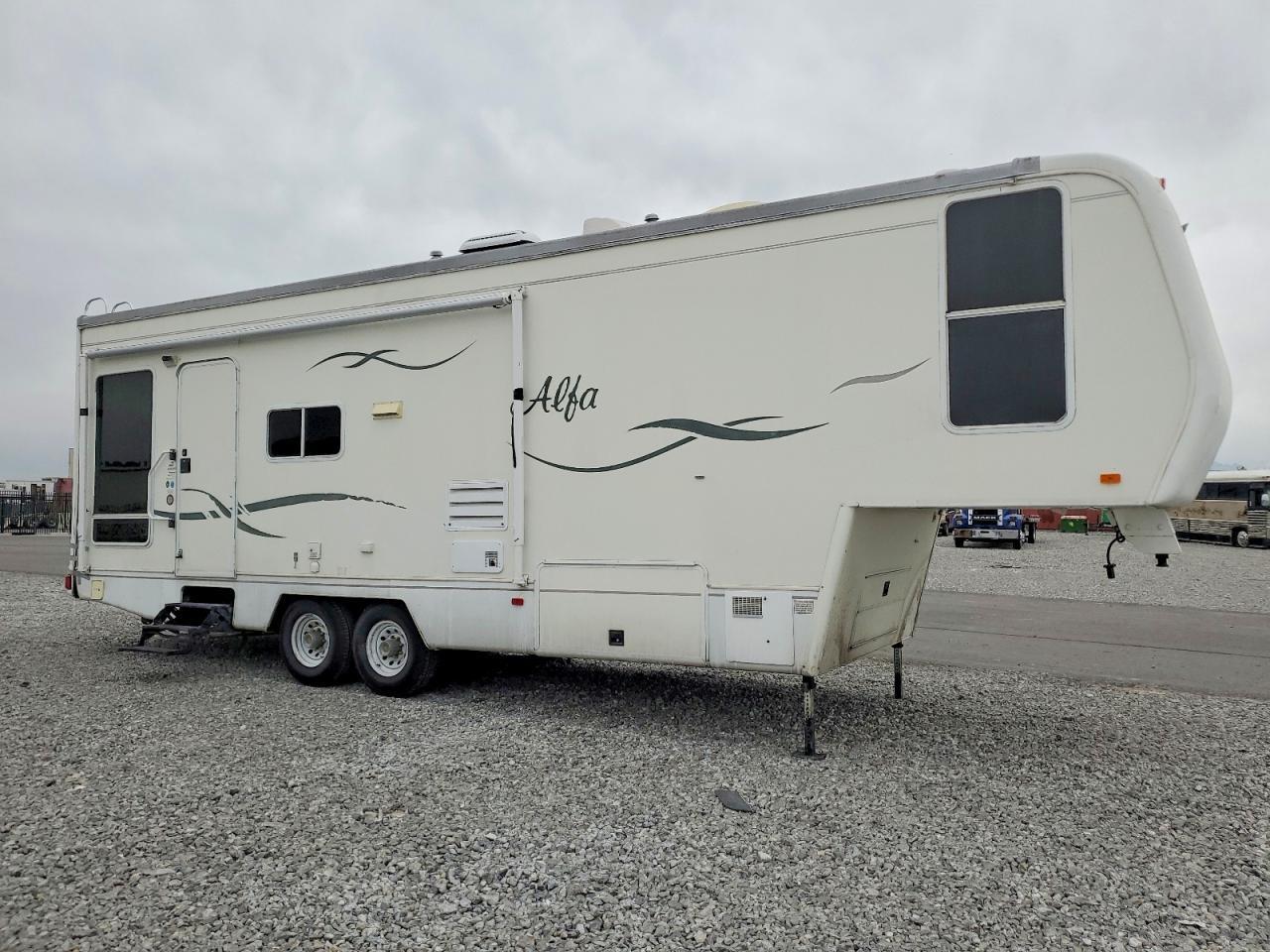 2002 Alfa Romeo Travel Trailer