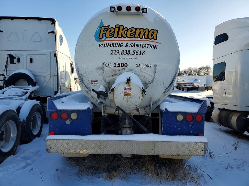 2002 International 4600 Septic Truck