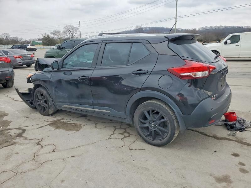 2020 Nissan Kicks sr