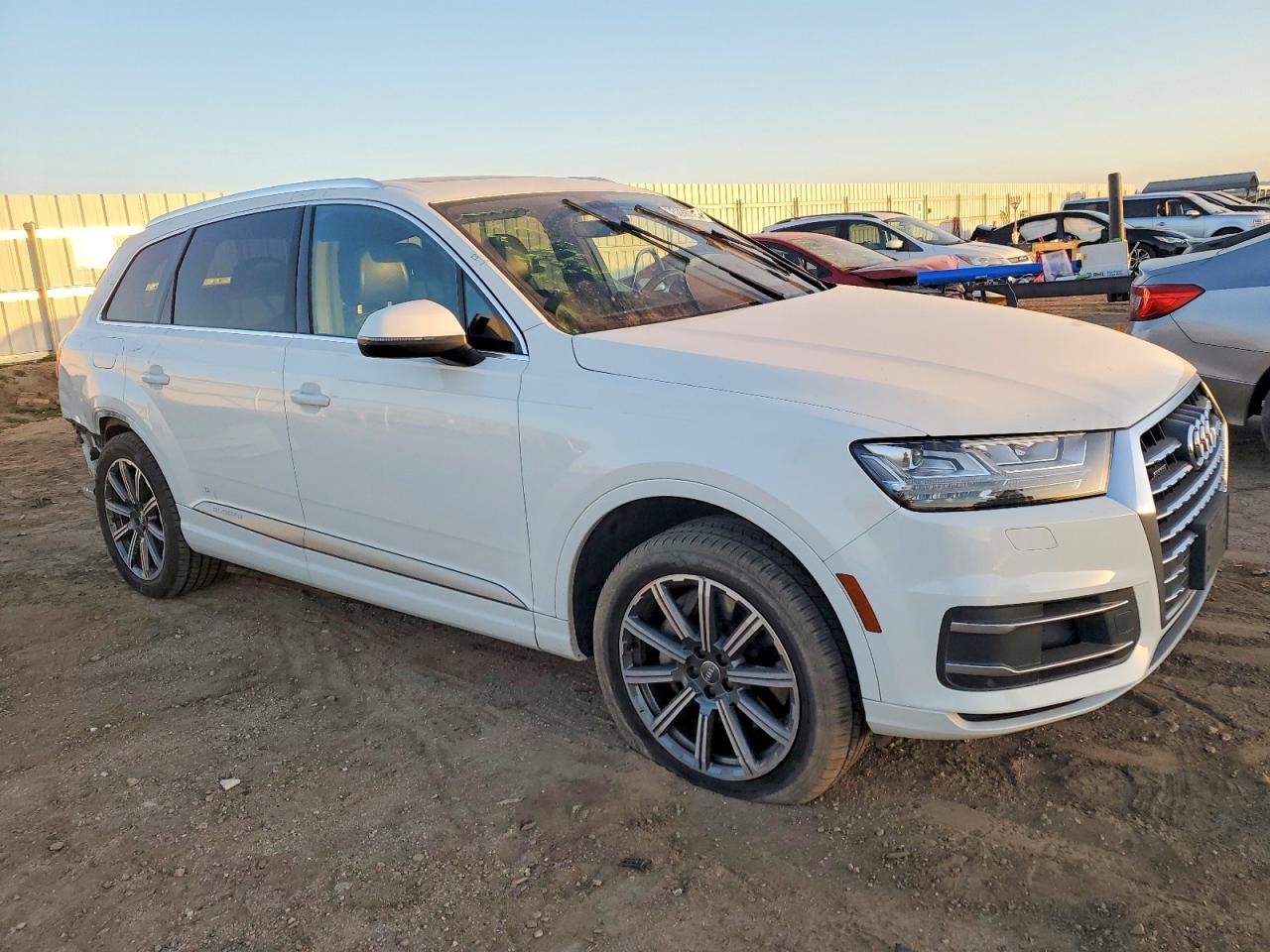 2017 Audi Q7 Premium Plus