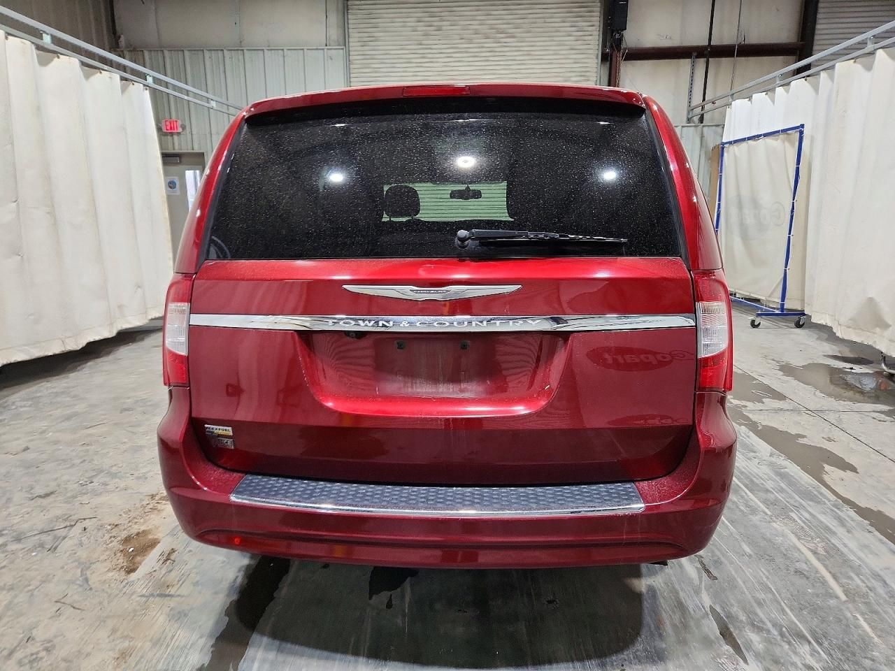 2014 Chrysler Town & Country Touring