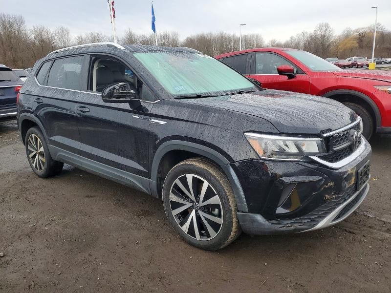 2022 Volkswagen Taos se