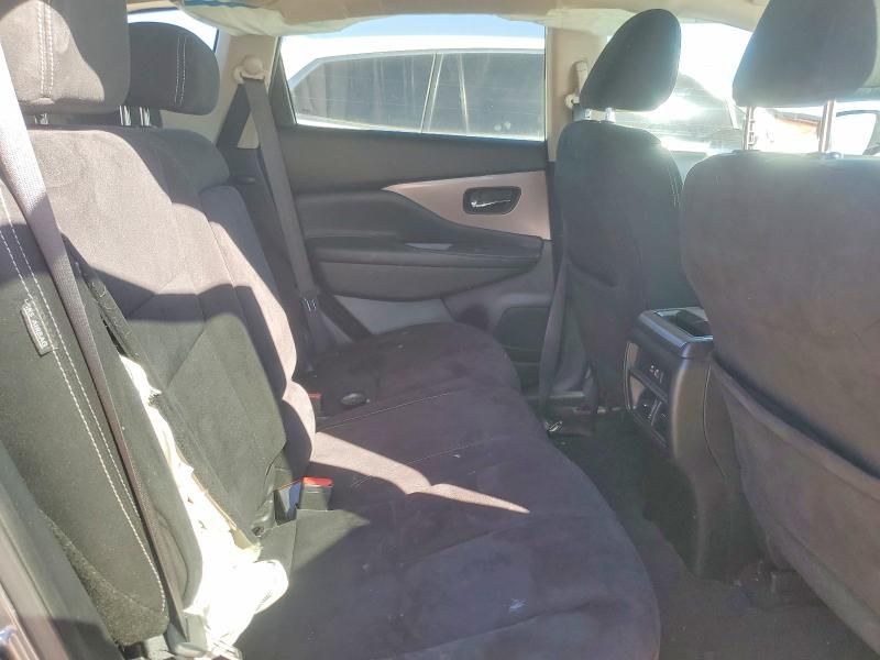 2019 Nissan Murano s