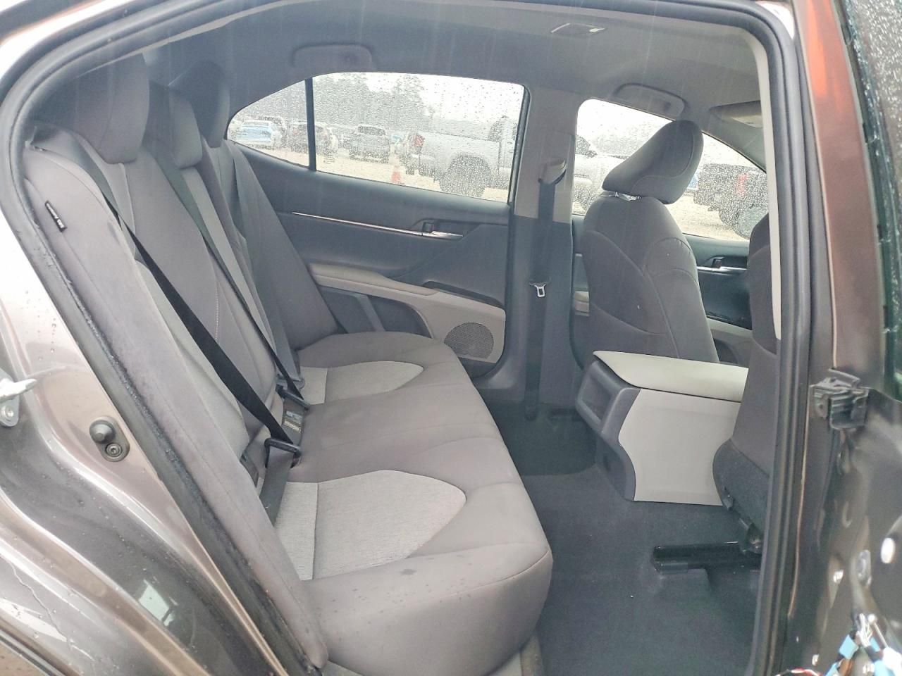 2021 Toyota Camry le