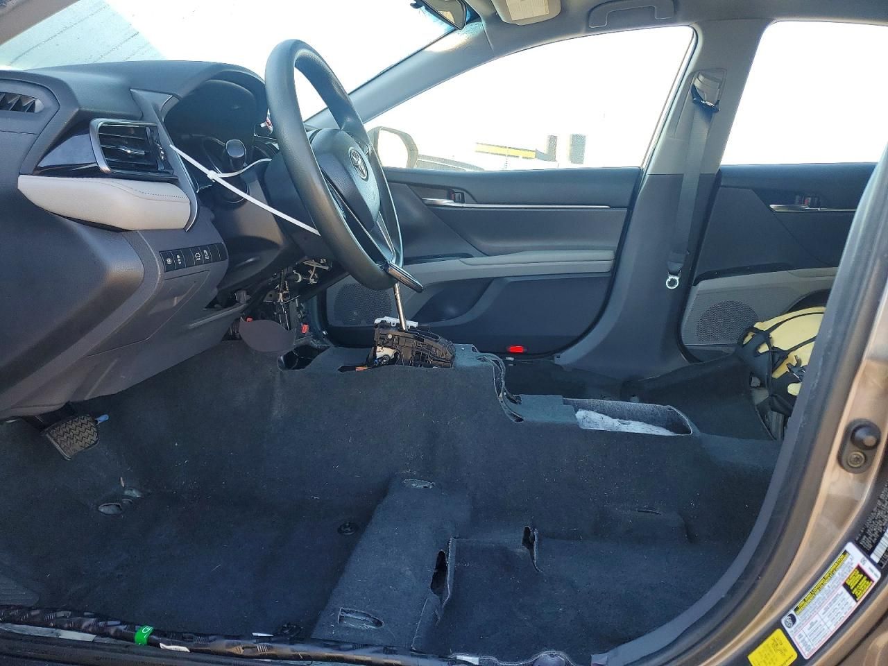 2020 Toyota Camry le