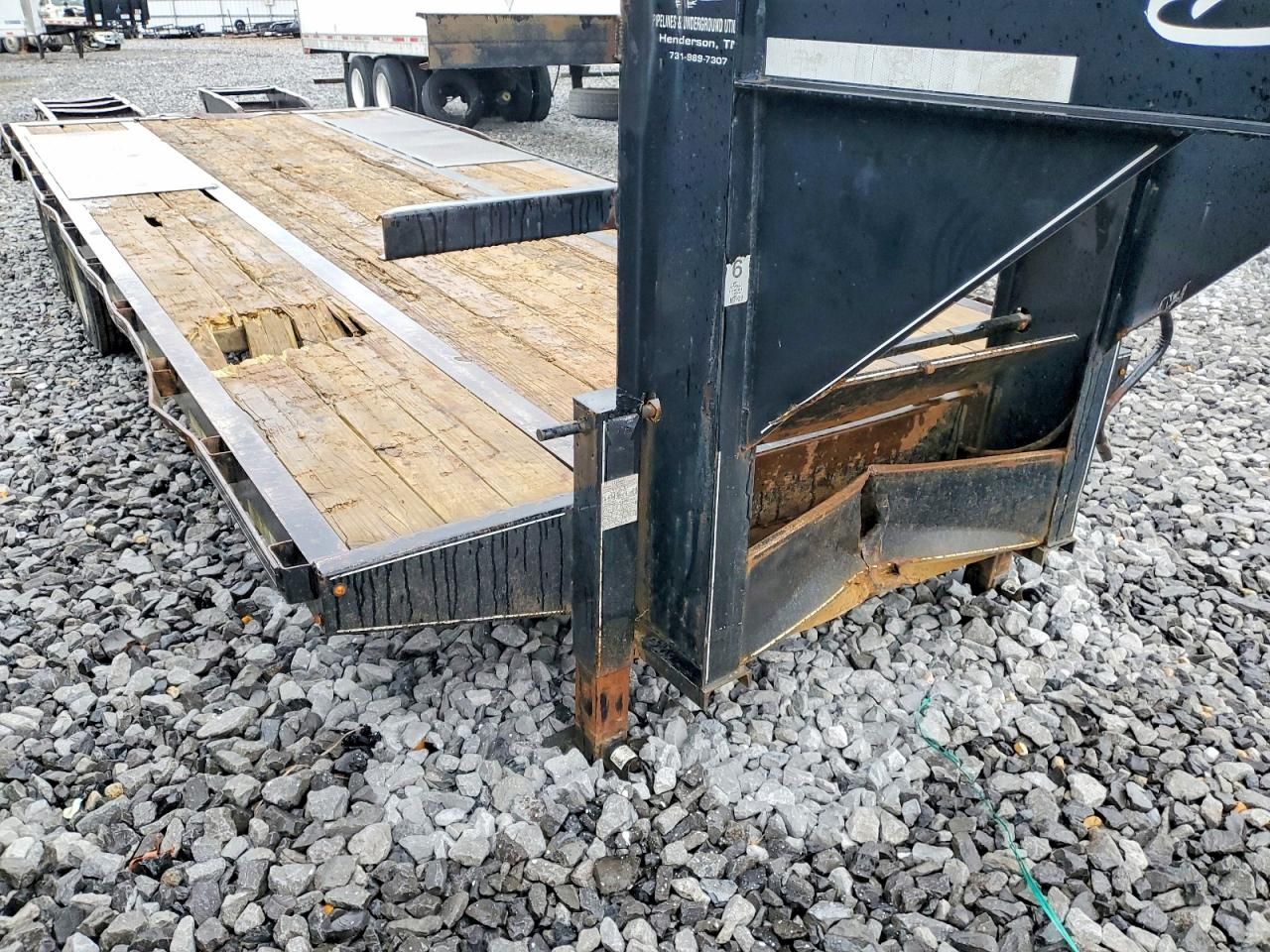 2015 Gooseneck Hitch Trailer