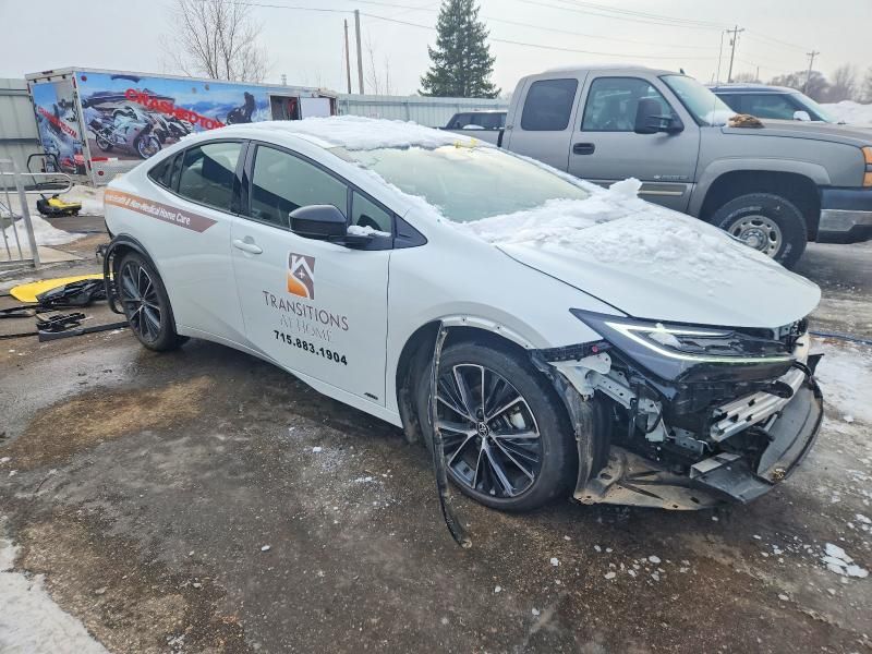 2024 Toyota Prius le