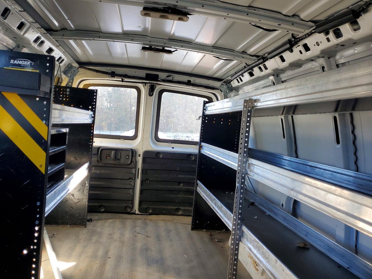 2021 Chevrolet Express G2500