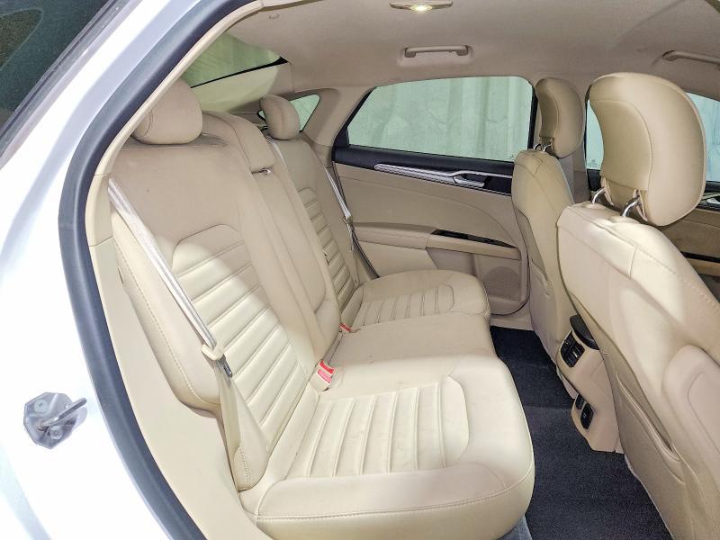 2013 Ford Fusion se Hybrid