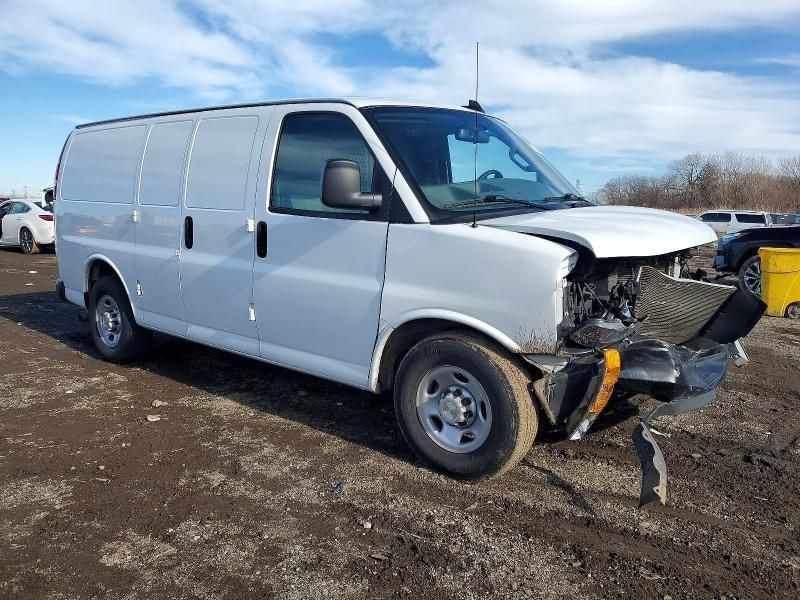 2024 Chevrolet Express G3500