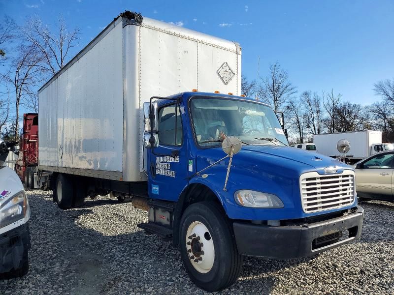 2015 Freightliner Business Class M2 box Truck