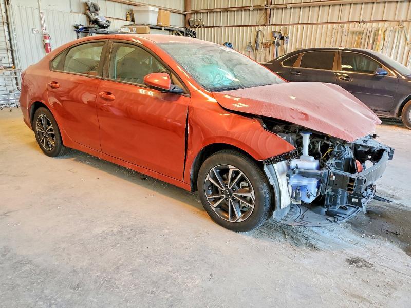 2024 KIA Forte lx