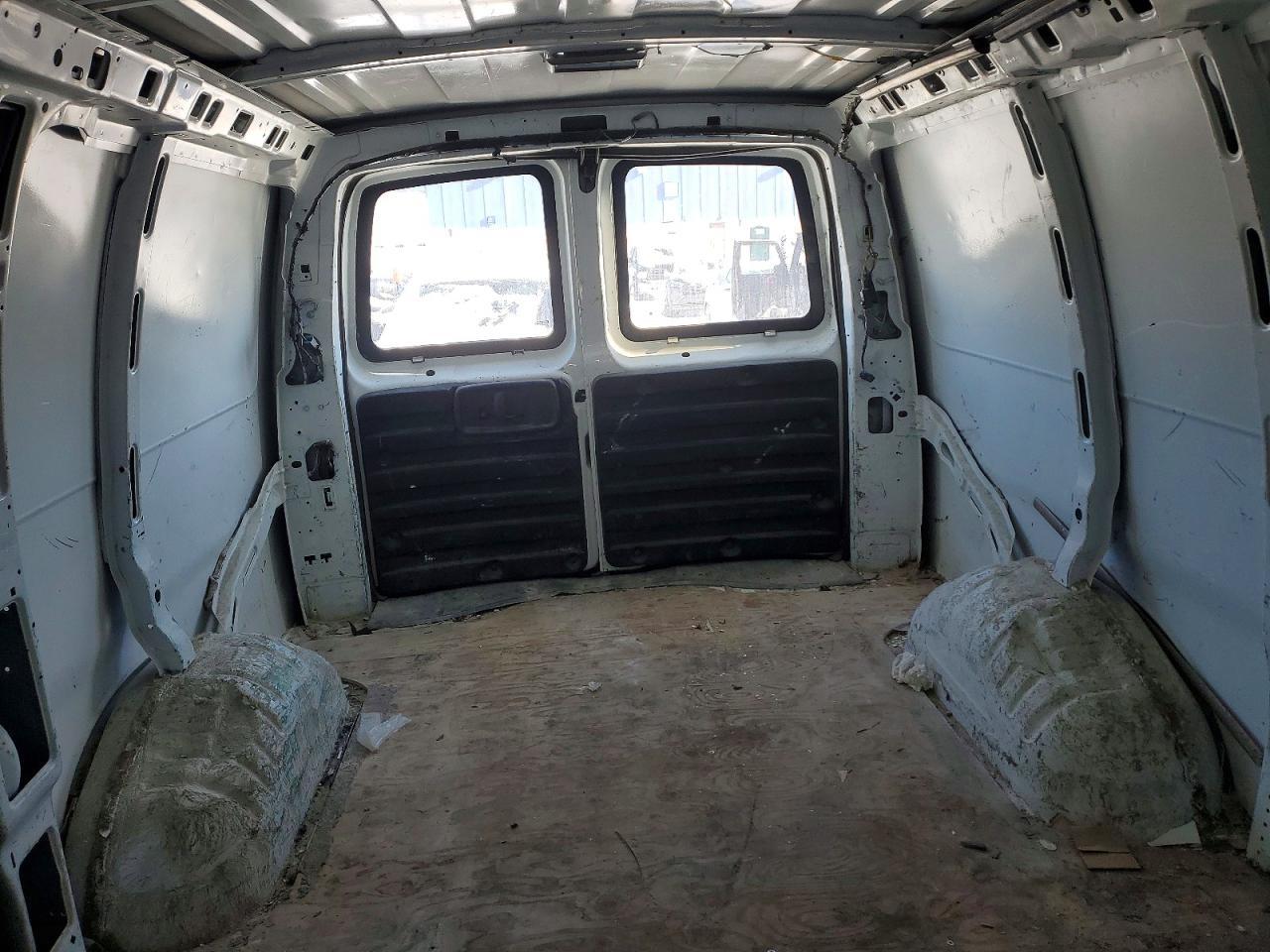 2012 Chev Express G1500