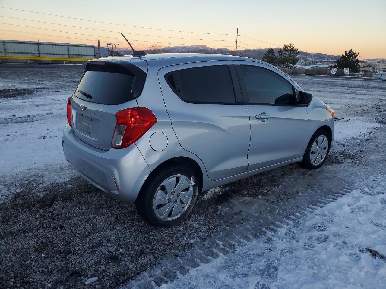 2017 Chevrolet Spark ls