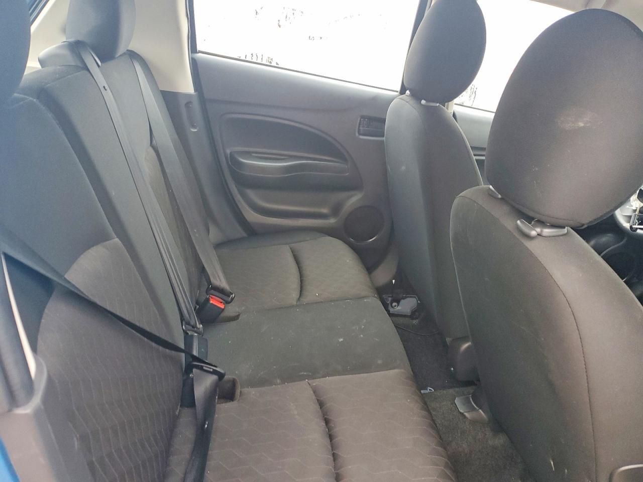 2022 Mitsubishi Mirage es