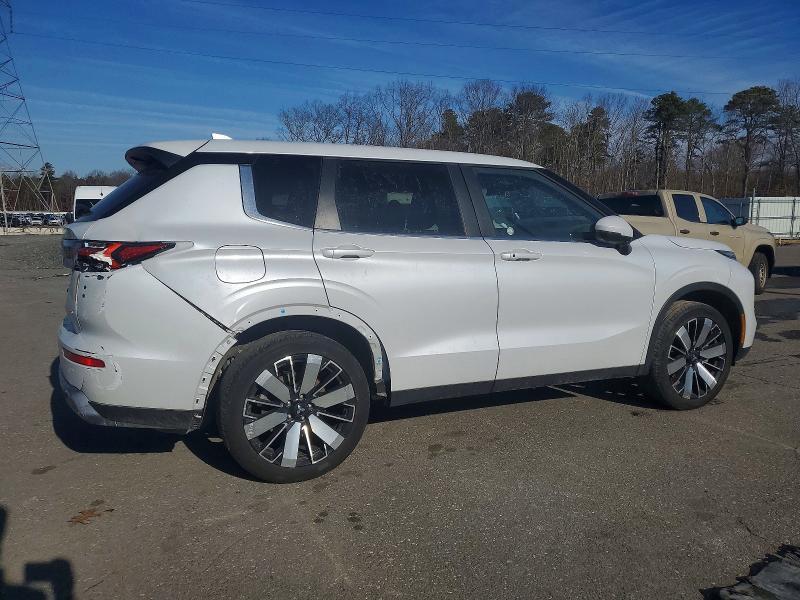 2025 Mitsubishi Outlander se