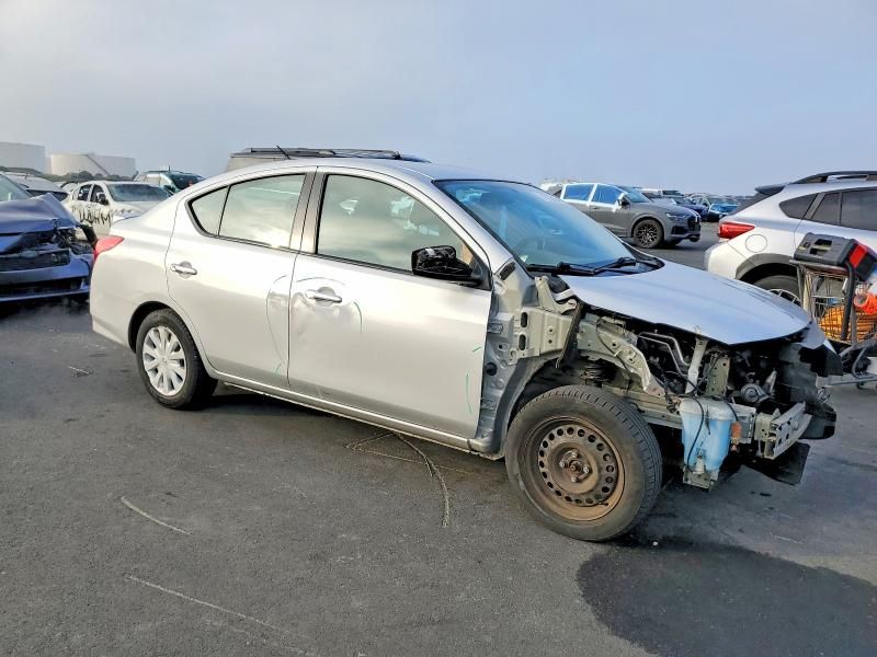 2019 Nissan Versa