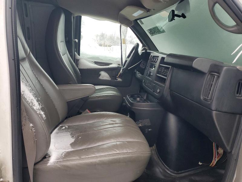 2015 Chevrolet Express 2500 Delivery van