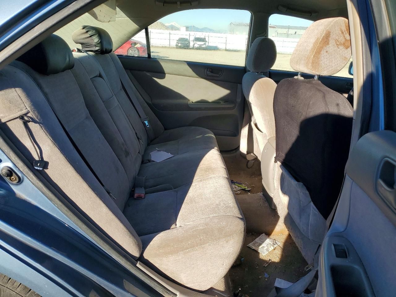 2004 Toyota Camry le