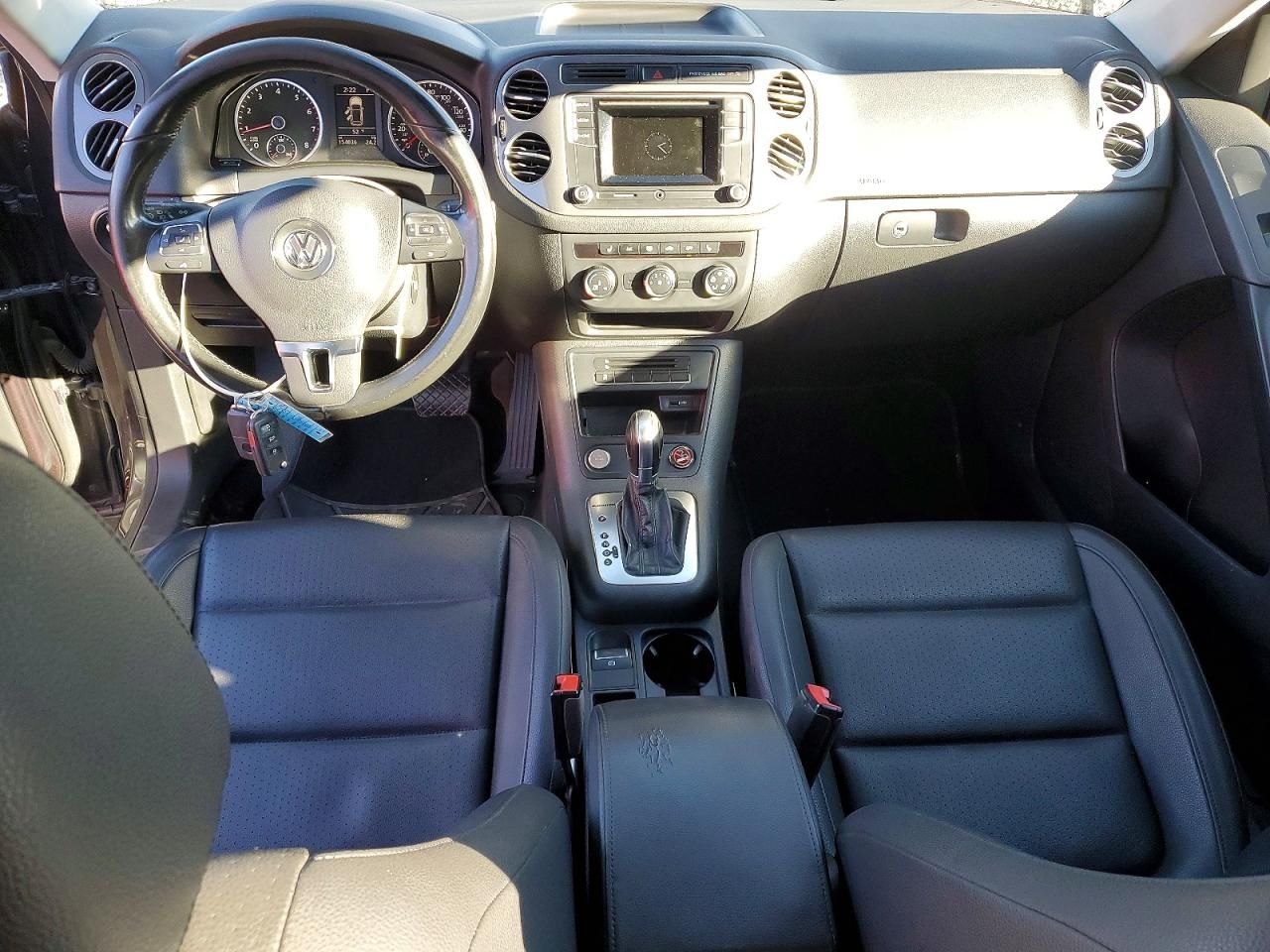 2016 Volkswagen Tiguan s