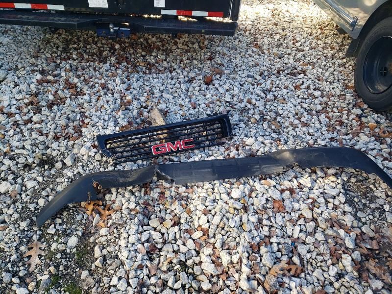 2023 GMC Savana CUT-BOX Truck