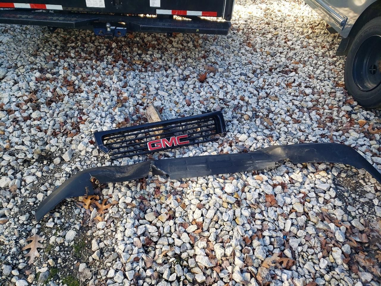 2023 GMC Savana CUT-BOX Truck