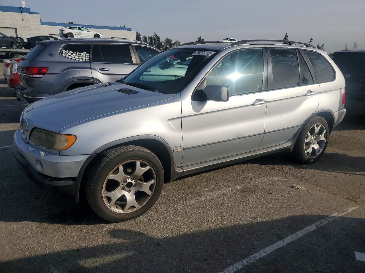 2000 BMW X5 4.4i